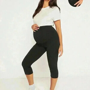 Black Maternity Adjustable Waist Capri Leggings